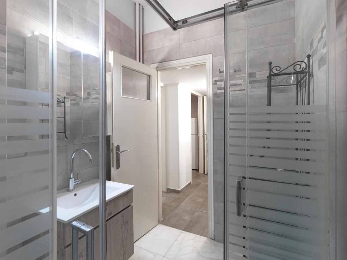 Gorgeous Center Apartment Athena Bagian luar foto