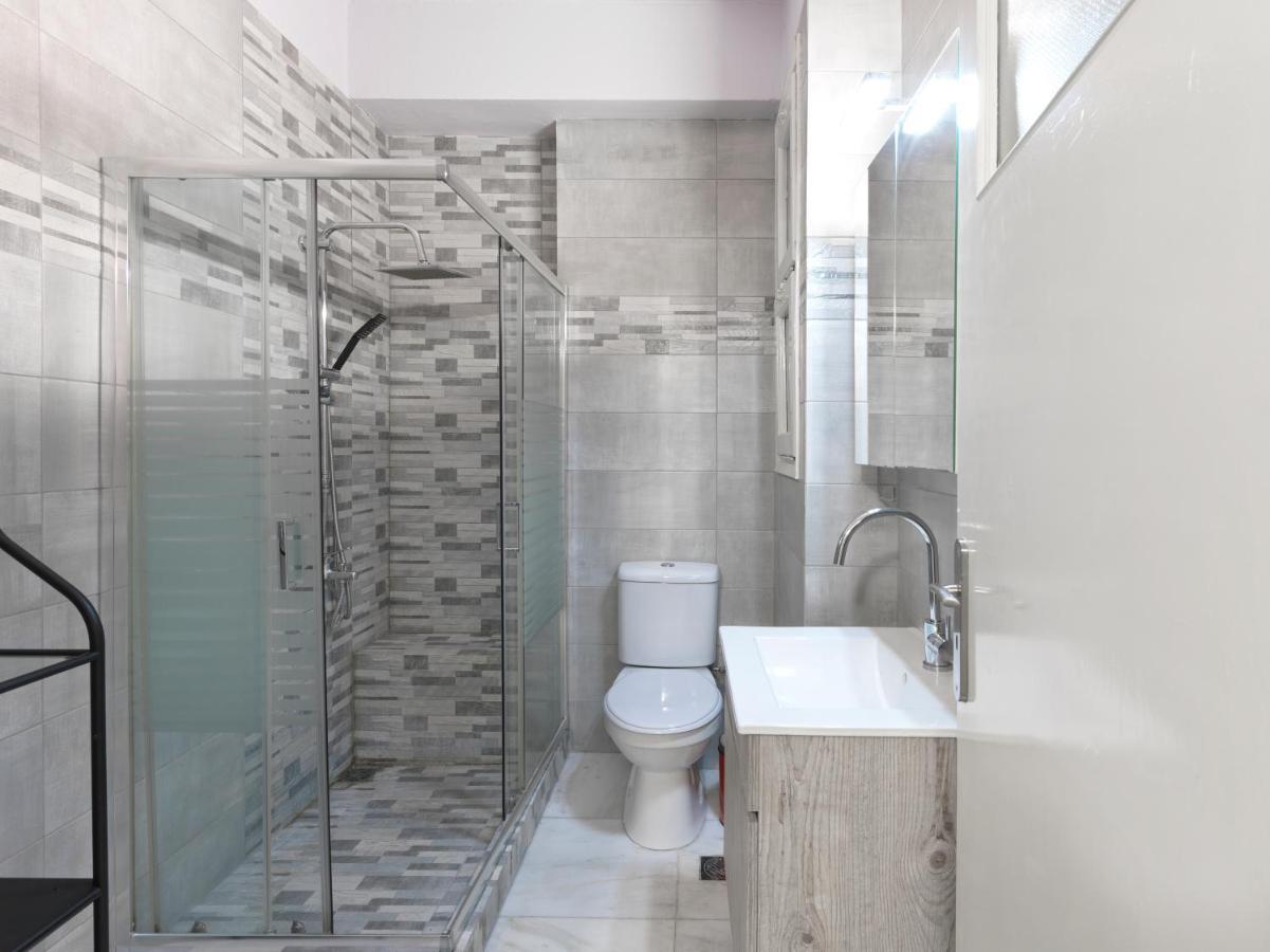Gorgeous Center Apartment Athena Bagian luar foto